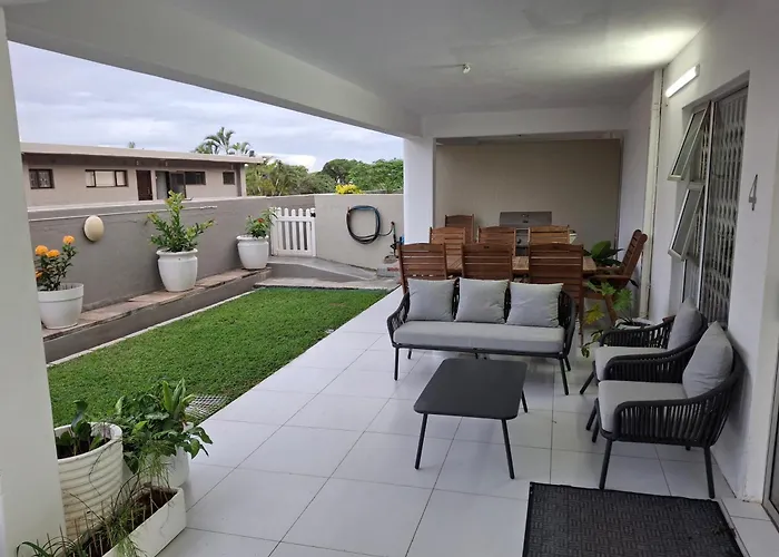 Close To The Sea - Ground Floor En-Suite Room With Kitchenette & Own Entrance